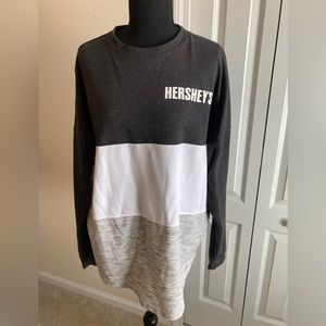 Sweater. Size 2XL. Hersheys.